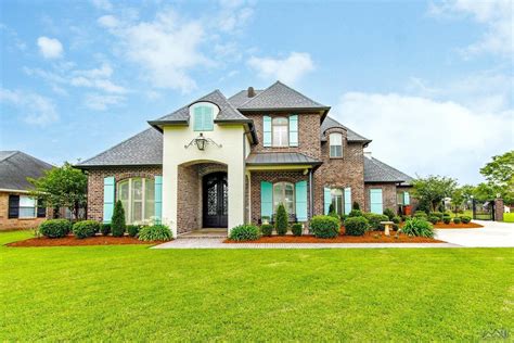 homes for sale in houma la